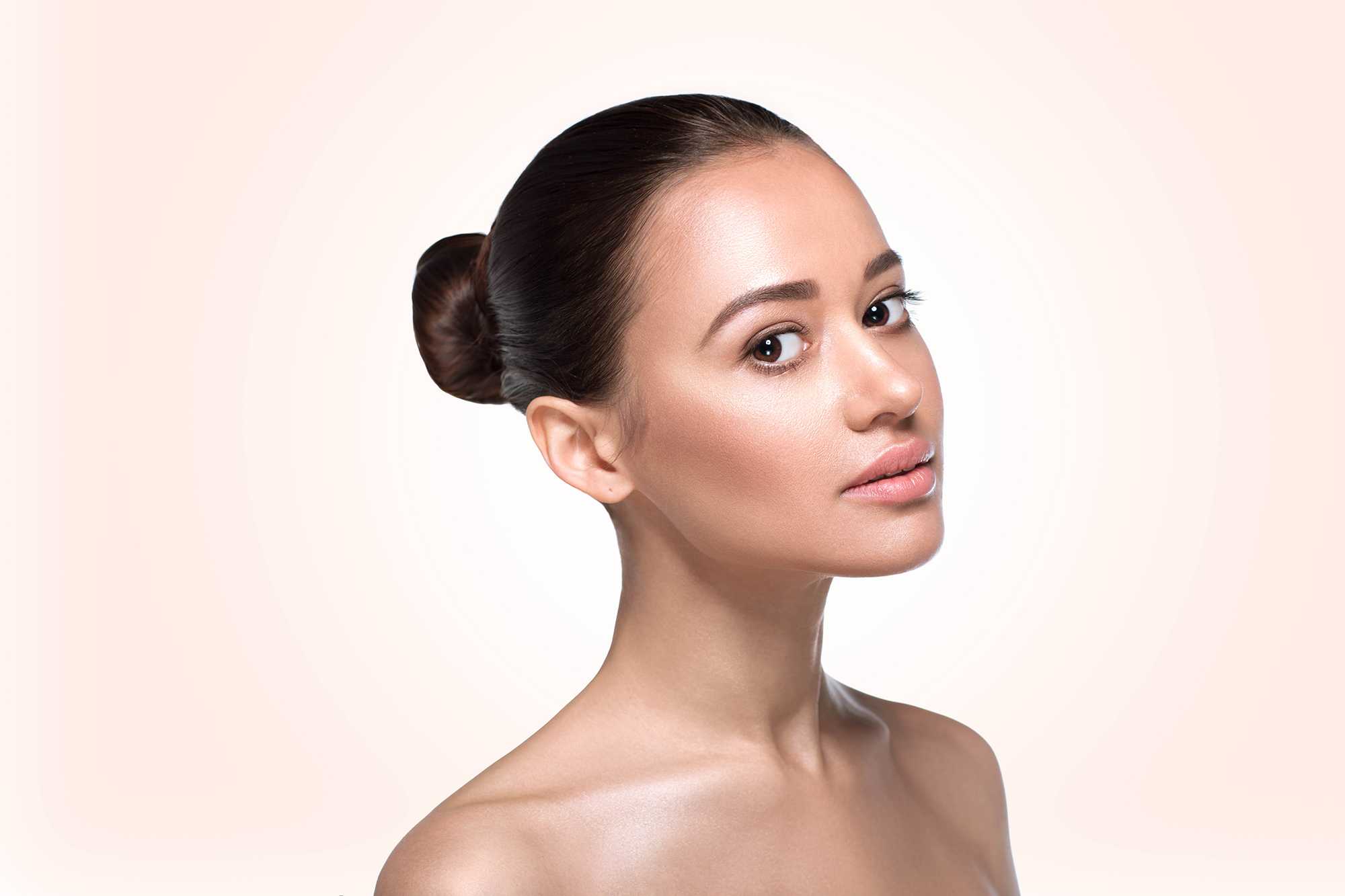 Beautiful woman's face closeup